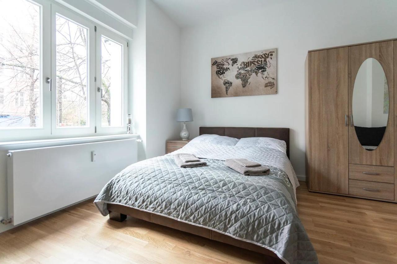 A Stylish Apartment In The Center Of True ベルリン エクステリア 写真